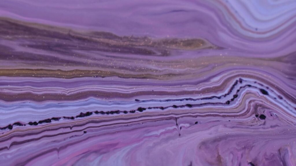 How to Mix Vibrant vs. Muted Purple Tones