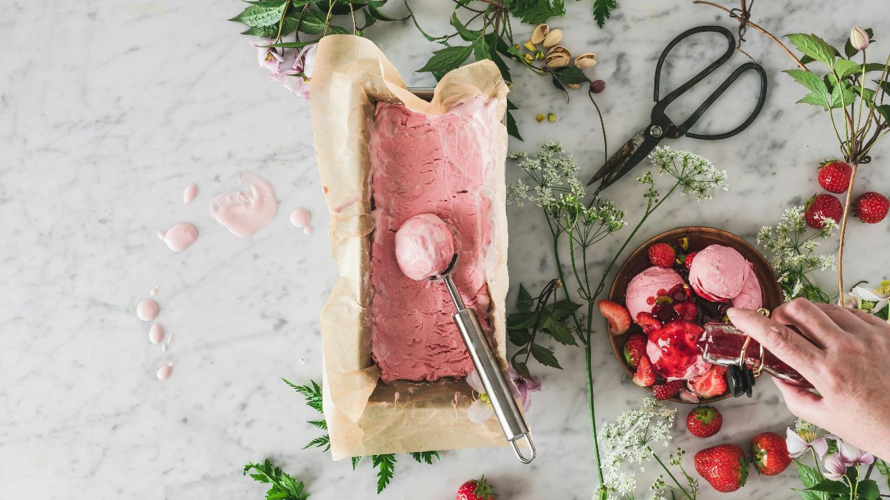 Strawberry Soda Explained Taste, Recipes, and Brands