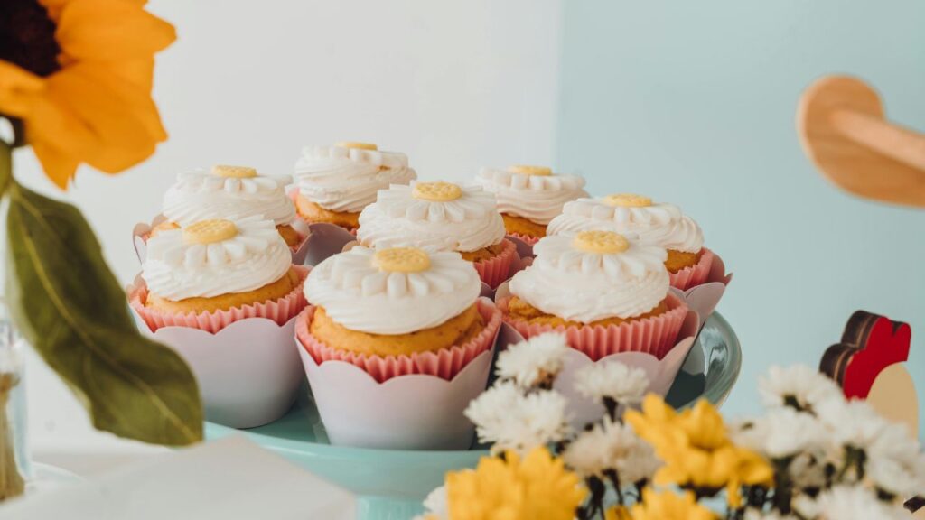 The Delightful World of Nude Cupcakes