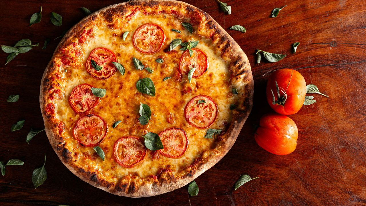 Pizza Beans A Warm, Cheesy Twist on Weeknight Cooking