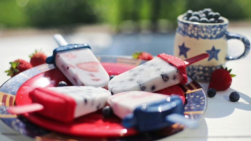 Fun Ways to Customize Your Swirl Popsicles