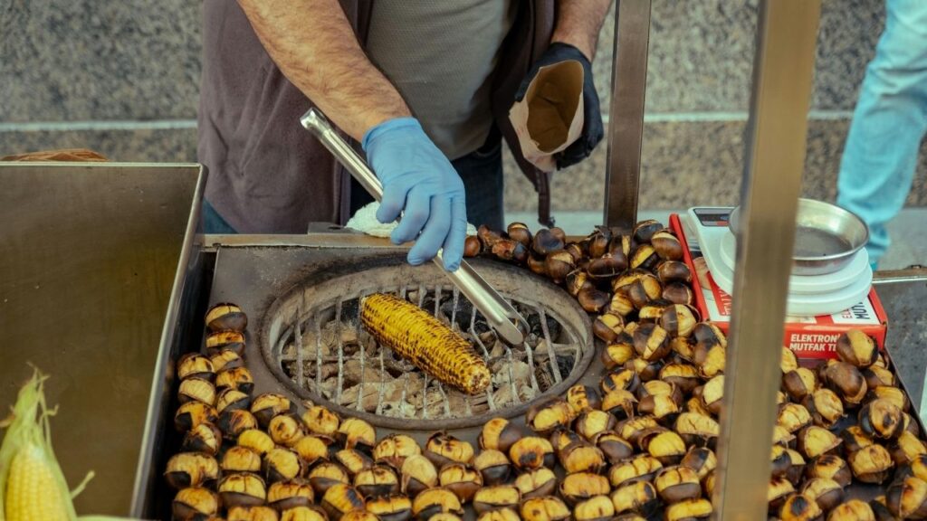 Selecting and Preparing Your Premium Roast Fowl